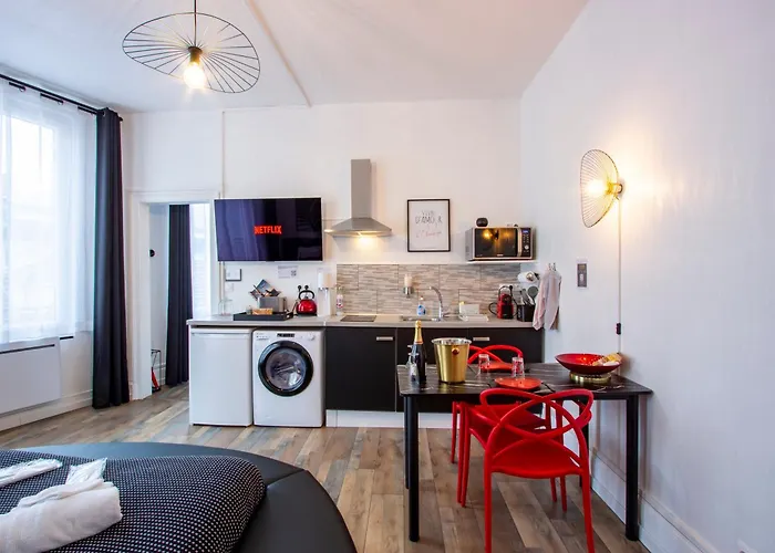 L\'Hyper Centre - Netflix & Wifi - Literie Haut De Gamme - Check-In 24H24 - Goodmarning